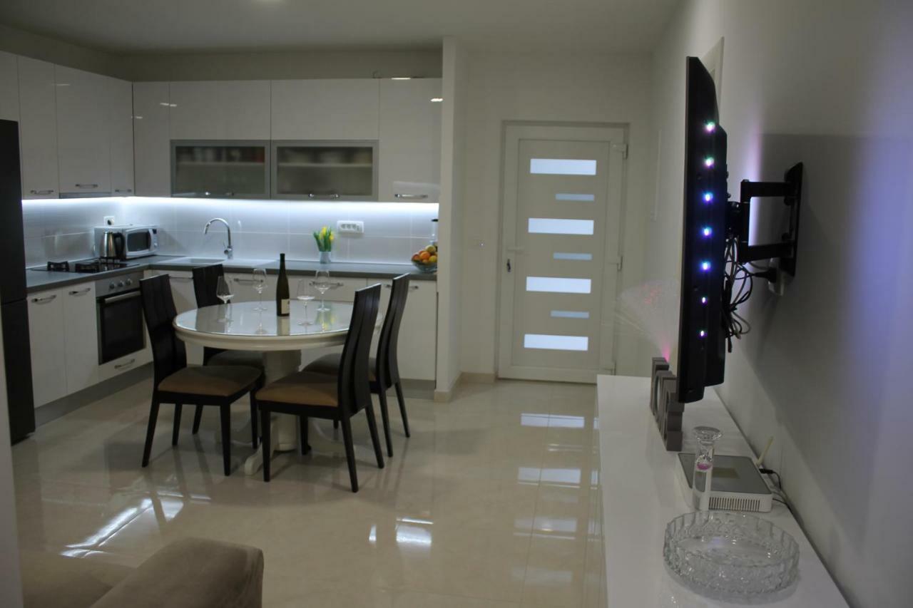 Apartments Valentino Gradac  Extérieur photo