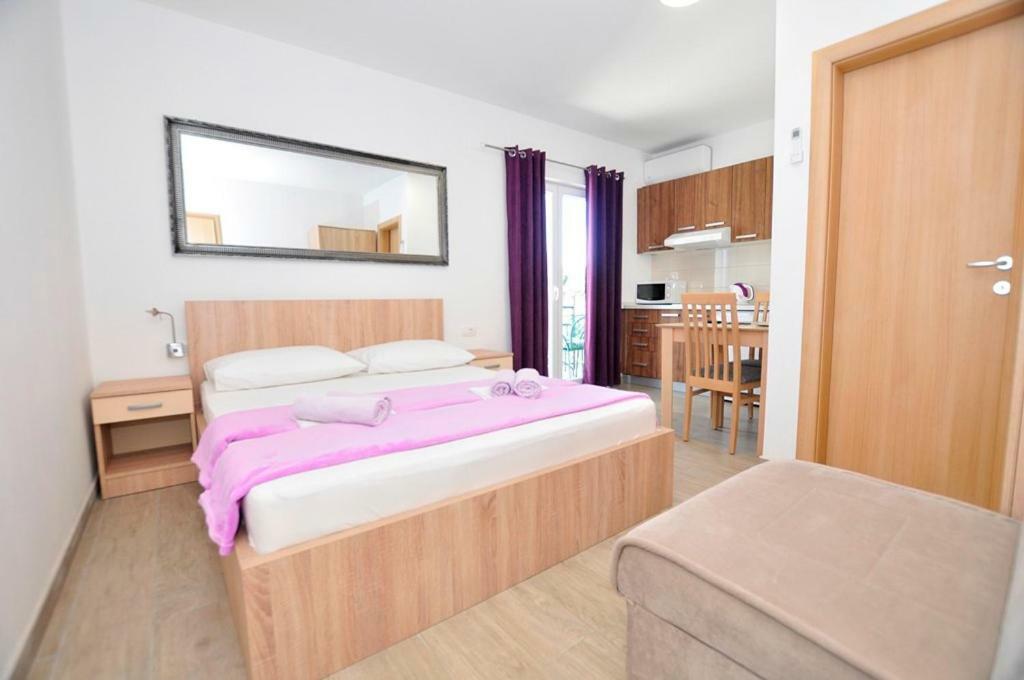 Apartments Valentino Gradac  Extérieur photo
