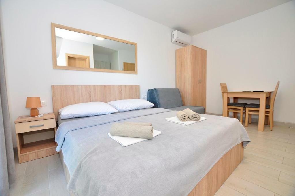 Apartments Valentino Gradac  Extérieur photo